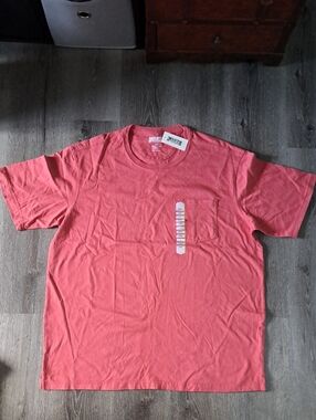 Duluth Trading Co Coral Short Sleeve Pocket Tee